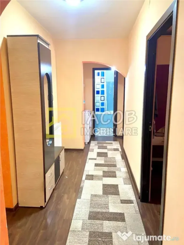Apartament cu 3 camere decomandate, strada Alecu Russo Bacau