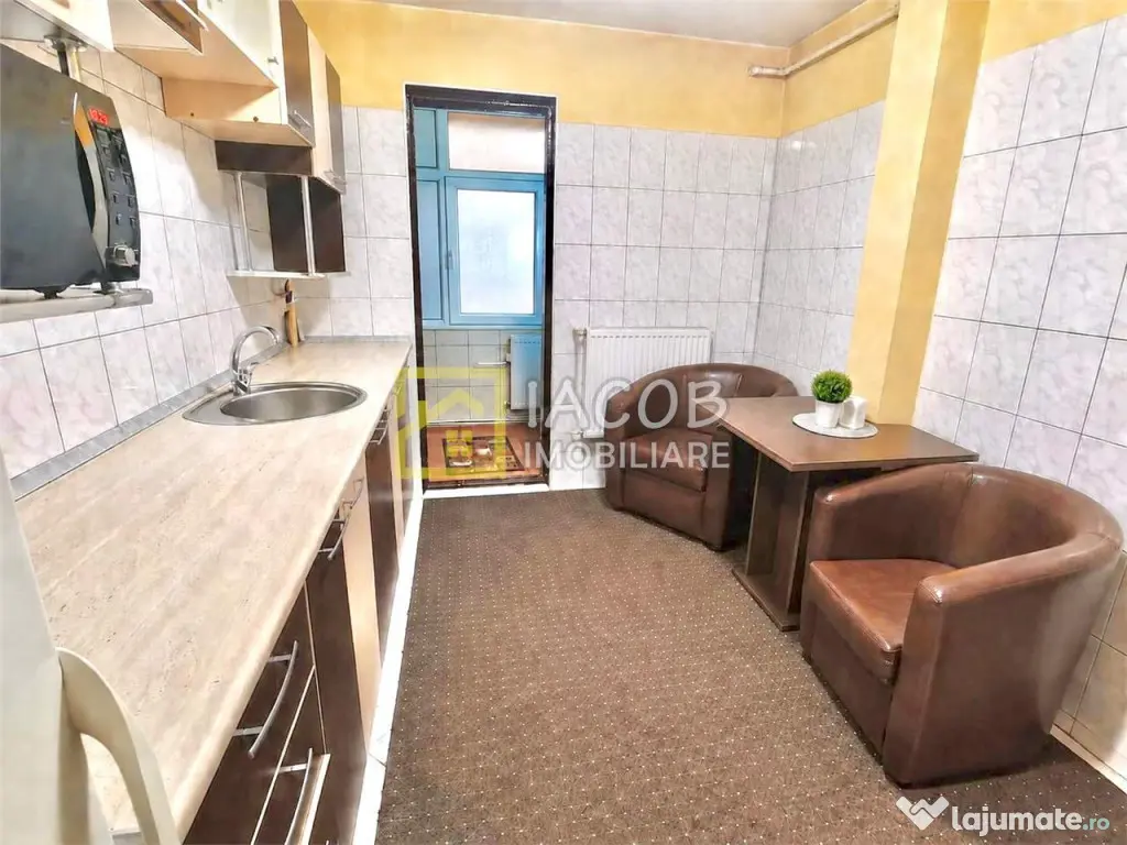 Apartament cu 3 camere decomandate, strada Alecu Russo Bacau