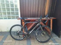 Bicicleta cube ciclocross