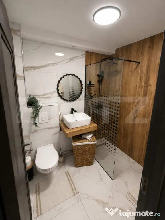 Apartament modern cu 3 camere, panoramă asupra orașului ?