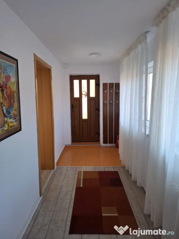 Casa 2 camere in Schei aproape de centru