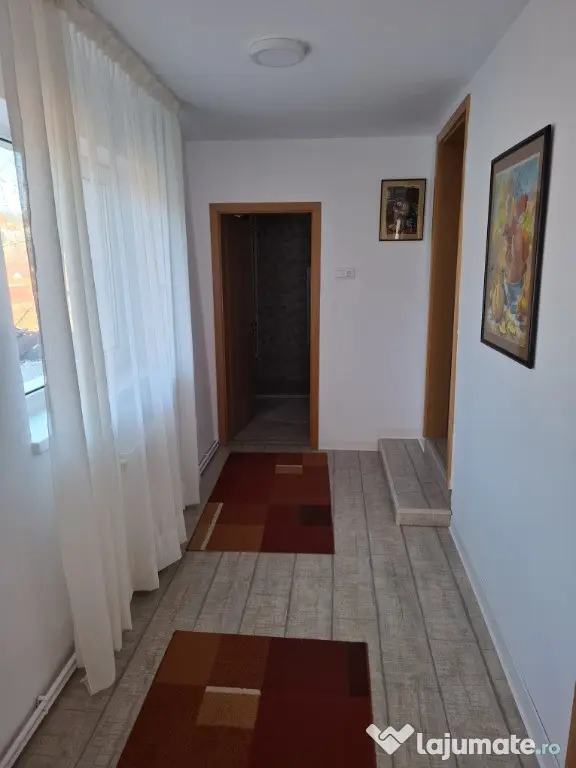 Casa 2 camere in Schei aproape de centru