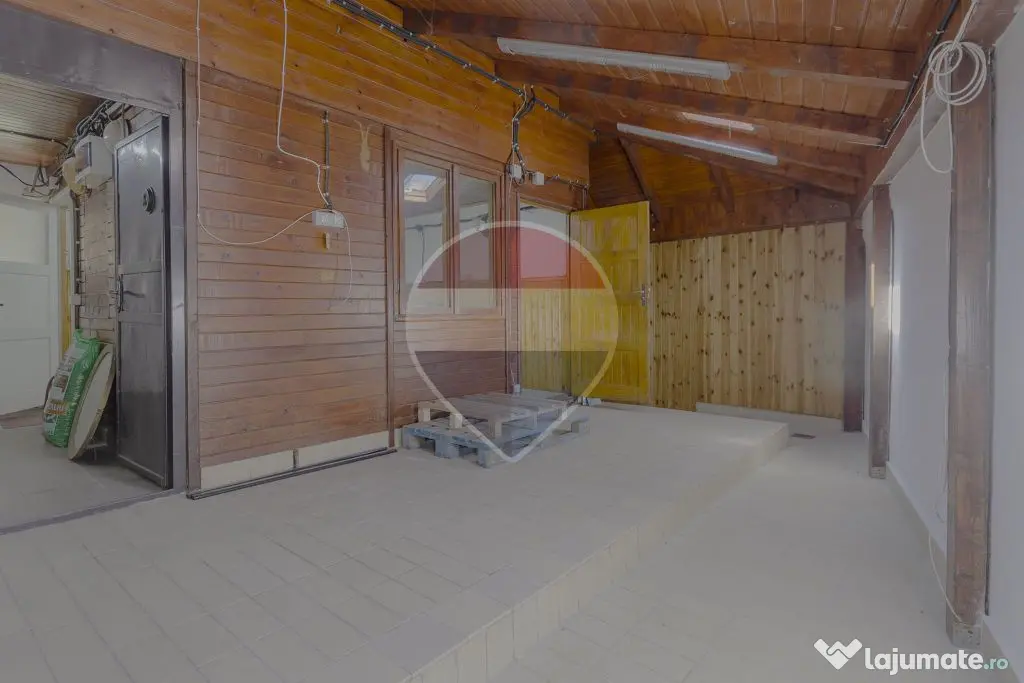 Spațiu de închiriat | Garaj + Depozitare + Curte | 100 ...