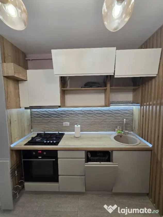 Inchiriez Apartament 2 camere – mobilat & utilat complet – 1 Decembrie