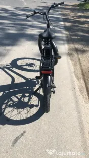Vând bicicletă electrică 