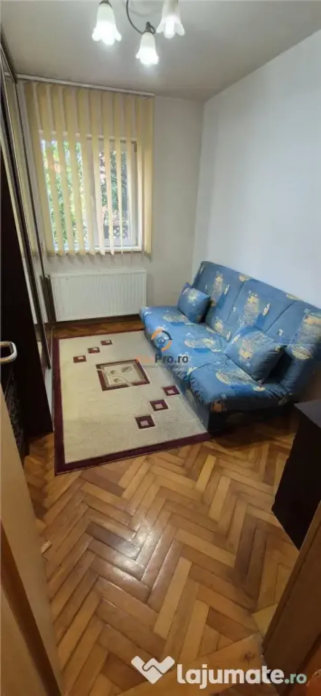 Apartament cu 3 camere la parter zona Complexul Studentesc
