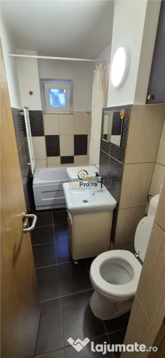 Apartament cu 3 camere la parter zona Complexul Studentesc