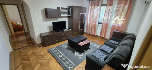 Apartament cu 3 camere la parter zona Complexul Studentesc