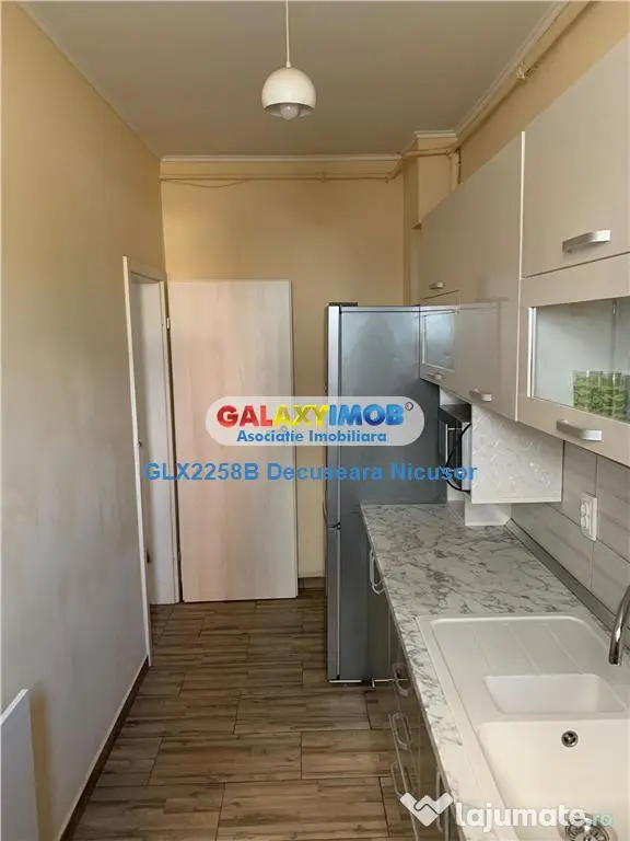Garsoniera Mobilata Utilata in Militari Residence 250Euro
