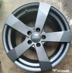 Jante aliaj 17 zoll marca Dezent, gama Volvo, cu senzori de presiune montati.