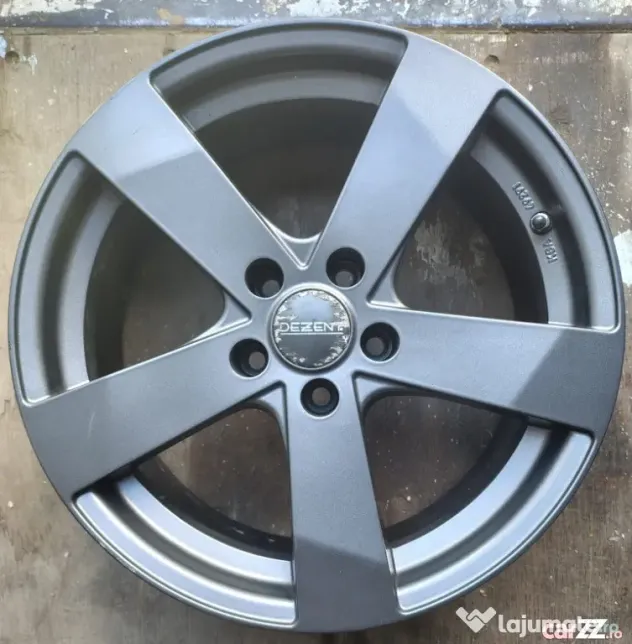 Jante aliaj 17 zoll marca Dezent, gama Volvo, cu senzori de presiune montati.