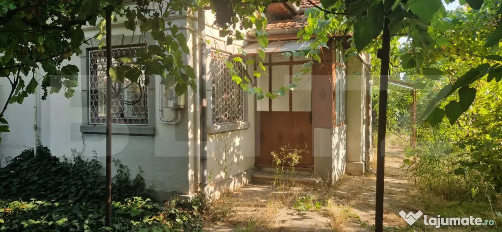 Teren 444 mp , dubla deschidere, zona Catargiu