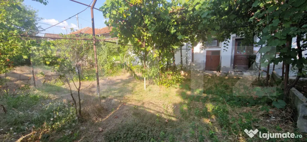 Teren 444 mp , dubla deschidere, zona Catargiu
