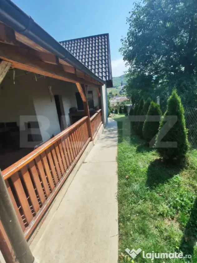 Casă de vânzare în zona Figa – priveliște superbă și