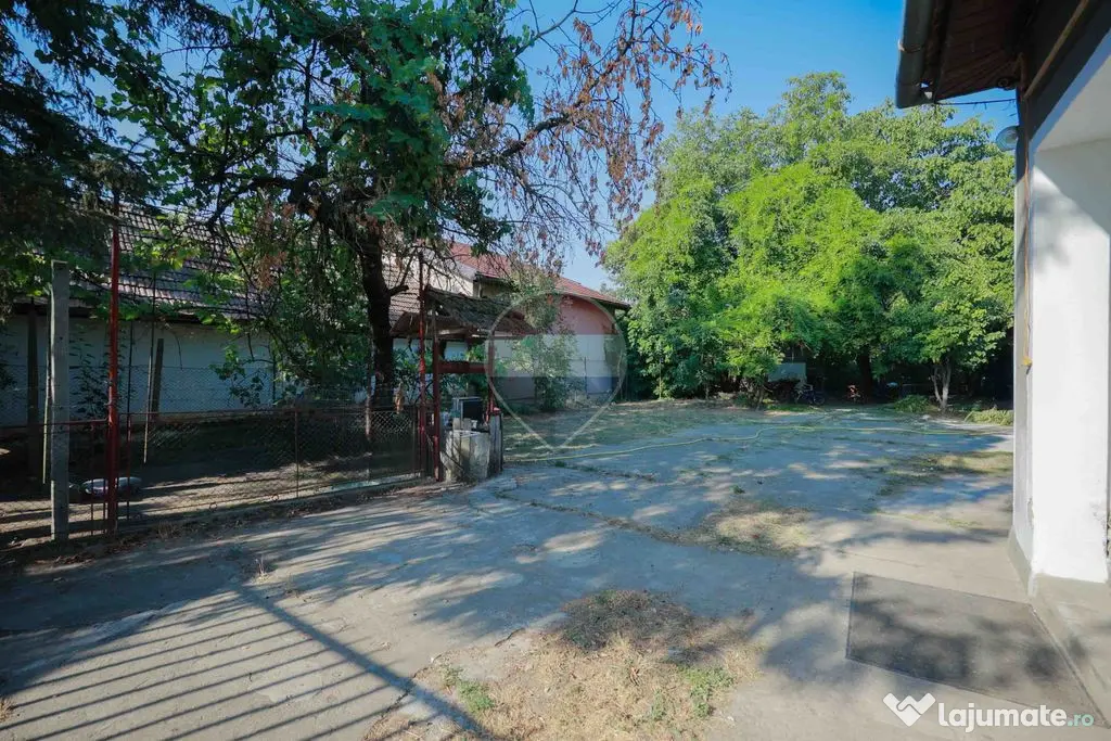 Casă de vânzare cu 4 camere - Santăul Mare, comuna Bor...