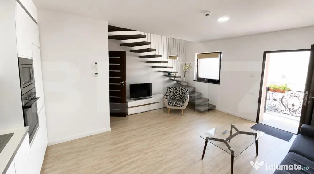 Inchiriez apartament - 2 camere- Central