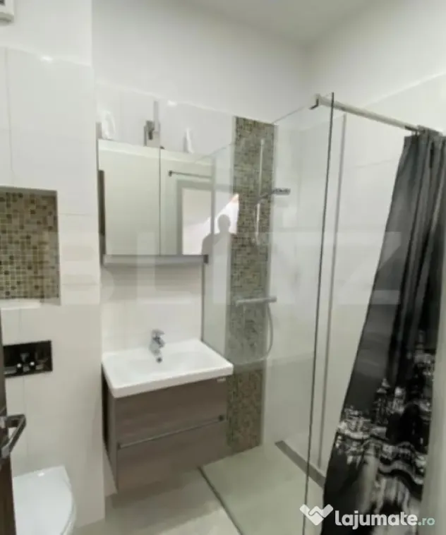 Inchiriez apartament - 2 camere- Central