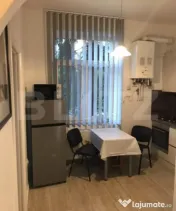 Închiriez apartament 2 camere | Centrul Civic – Bulevard