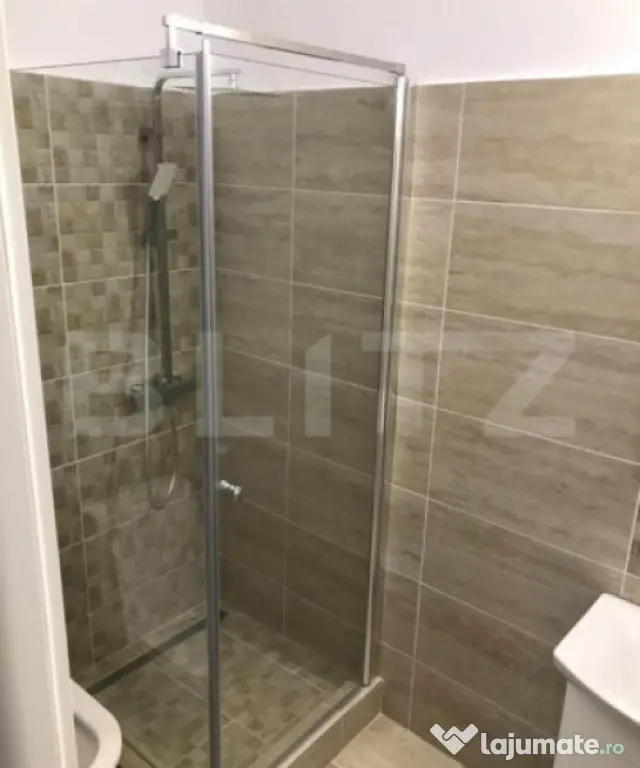 Închiriez apartament 2 camere | Centrul Civic – Bulevard
