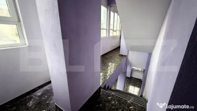 Ansamblu Comercial Ultracentral 1.258 mp — Piața Moreni,