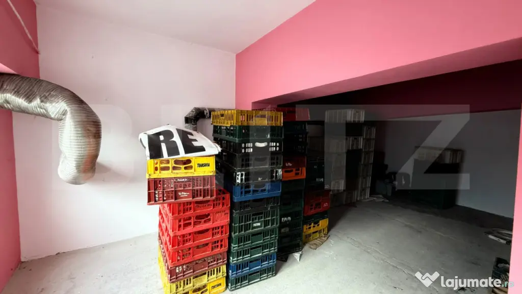 Ansamblu Comercial Ultracentral 1.258 mp — Piața Moreni,