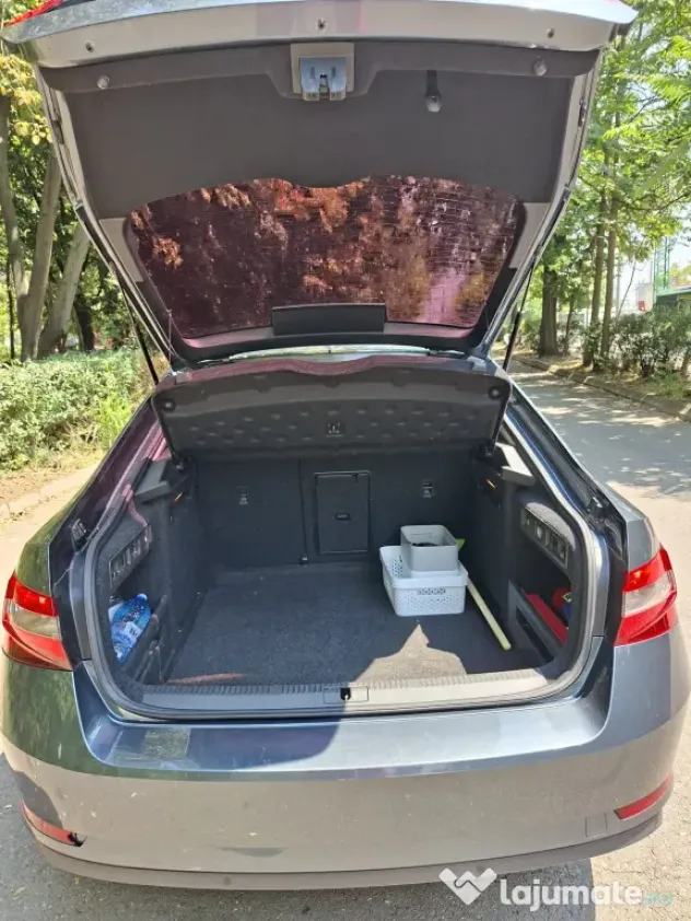 Vând Skoda Superb 2018