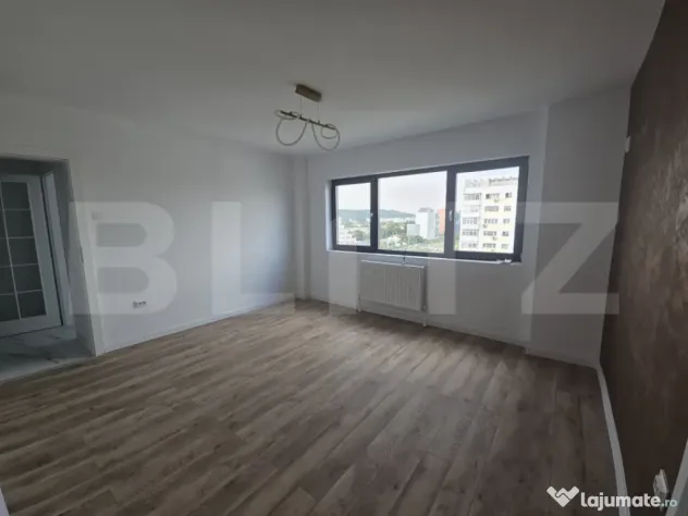 Apartament 3 camere in Podu Ros - Renovat complet