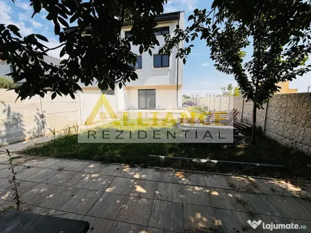 Casa tip duplex , 4 camere , 3 băi , 120 mp utili !