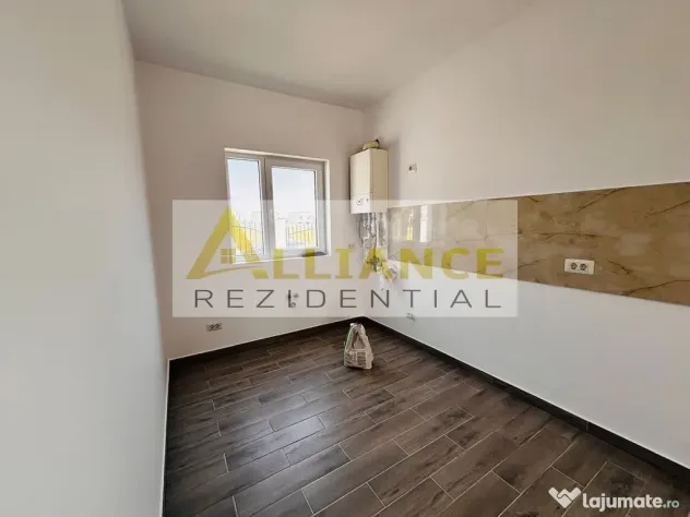 Casa tip duplex , 4 camere , 3 băi , 120 mp utili !