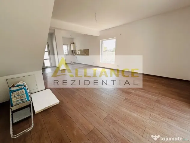 Casa tip duplex , 4 camere , 3 băi , 120 mp utili !