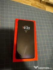 OnePlus 13 Midnight Ocean 16GB RAM / 512GB | Factură, Garanție Aprilie 2027 