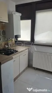 4 camere, et 3/8, anvelopat, CENTRALA, 89mp-Crangasi 