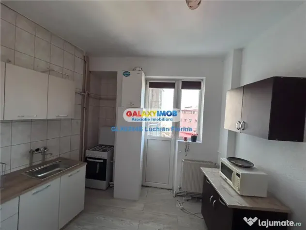 2 camere, decomandat, centrala proprie I metrou Universitate
