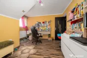 Casă cu 3 dormitoare și două băi, an construcție 2018 