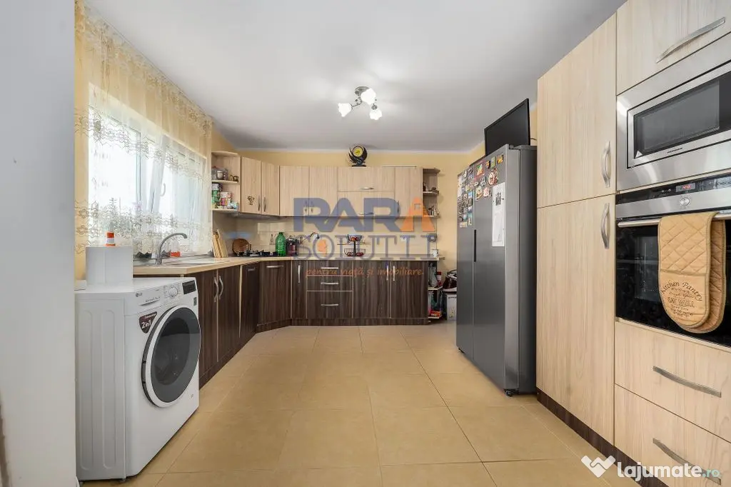Casă cu 3 dormitoare și două băi, an construcție 2018 - Cordun (Neamt)