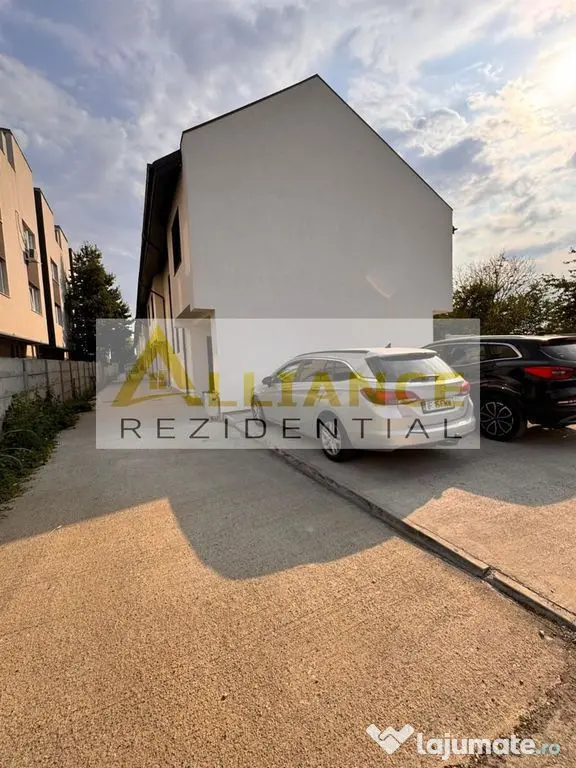 Vila cu 4camere /2bai/Gata de mutare Popesti Leordeni zon...
