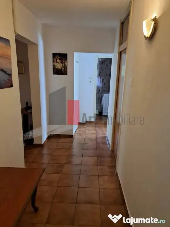 APARTAMENT 4 CAMERE -CHISINAU