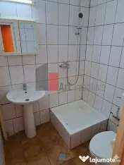 APARTAMENT 4 CAMERE -CHISINAU