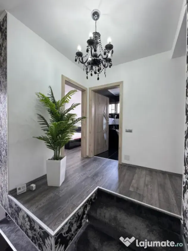 Casa 4 camere, 103mp, Zona Teilor