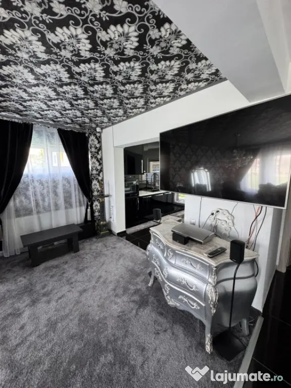 Casa 4 camere, 103mp, Zona Teilor