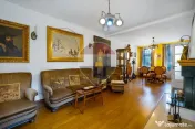 Vilă individuală 8 camere, str. Horia, la 800 metri de ... 