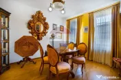 Vilă individuală 8 camere, str. Horia, la 800 metri de ... 