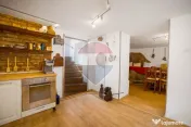 Vilă individuală 8 camere, str. Horia, la 800 metri de ... 