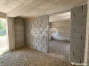 TEREN 800 MP CU CONSTRUCȚIE ÎNCEPUTĂ – SĂCELE, STR. AV