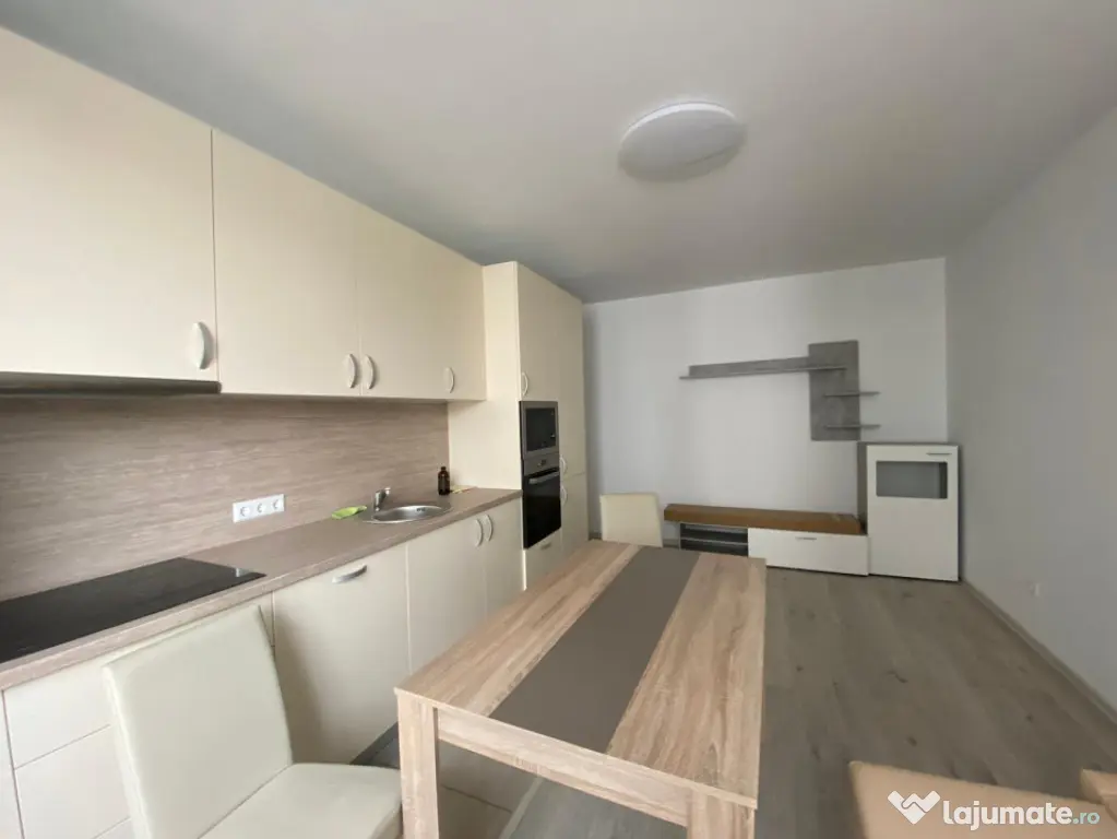 Apartament 3 camere zona Selimbar