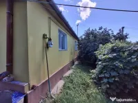 Casă de vânzare în centrul comunei Sânger Mureș 100 mp + teren 3300mp 