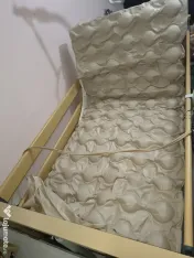 Vând pat medicinal cu saltea antiescare premium 