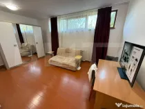 Apartament cu 1 cameră la casă, cu curte generoasă – pe