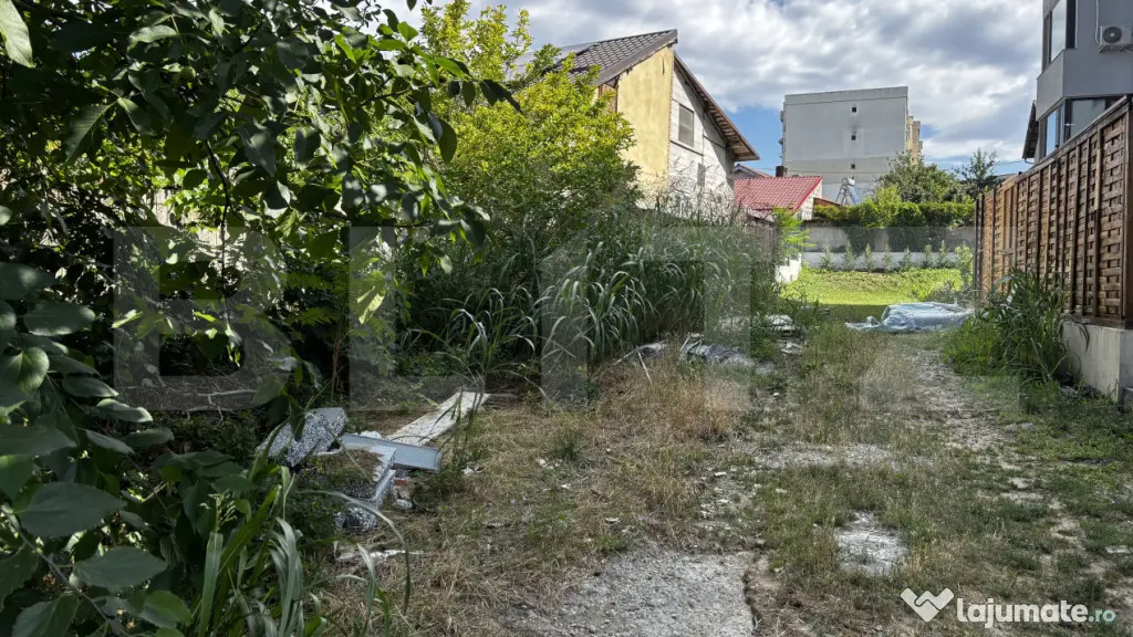 Teren semicentral 1.186 mp, ideal investiție, zona George E