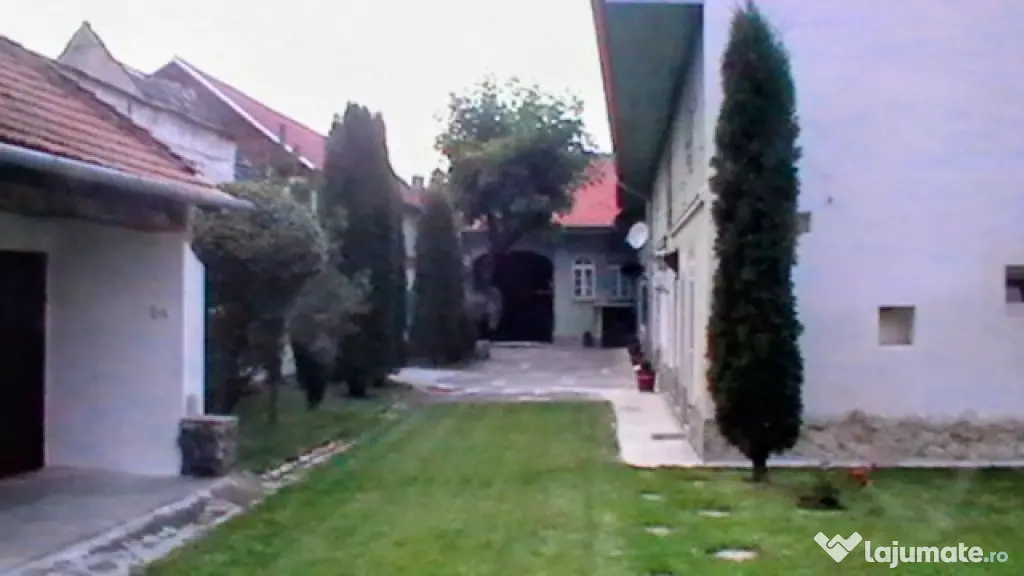 Proprietate: 1500mp, cu casa saseasca autentica, in Cristian, Brasov